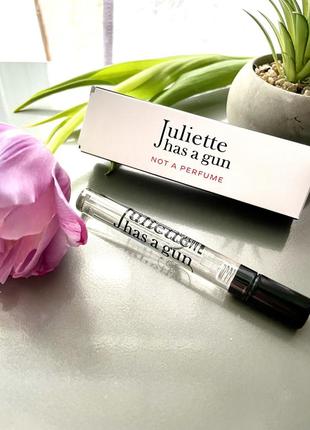 Мініатюра juliette has a gun not a perfume парфумована вода