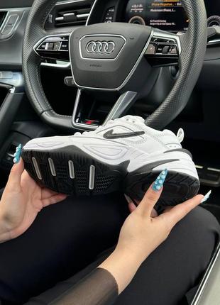 Кросівки жіночі шкіряні легкі для ходьби , кеди зручні повсякденні білі з чорним, кросівки красиві модні m2k tekno all white black9 фото