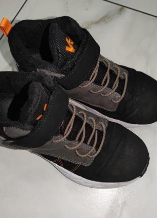 Демисезонные спортивные ботинки кроссовки сникерсы хайтопы vty 33 22см2 фото