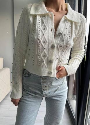 Женский кардиган с воротником поло цвет белый