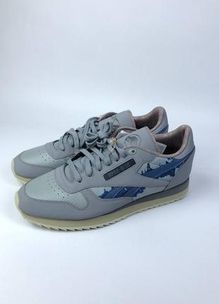 Кросівки reebok jurassic world classic leather ripple grey hq62532 фото