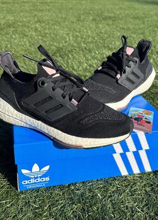 Жіночі кросівки для бігу adidas ultraboost 22 falcon alphaboost duramo