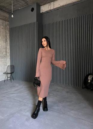 Женское платье миди