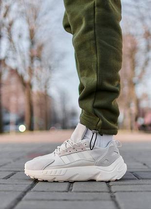 Чоловічі кросівки adidas arkyn on feet and legs back side effects beige | smb