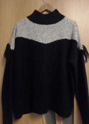 Теплий гарний светр з бахромою, розмір 146 фото