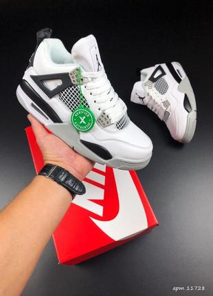 Жіночі кросівки nike air jordan 4 retro white black grey джордан білого з сірим та чорним кольорів