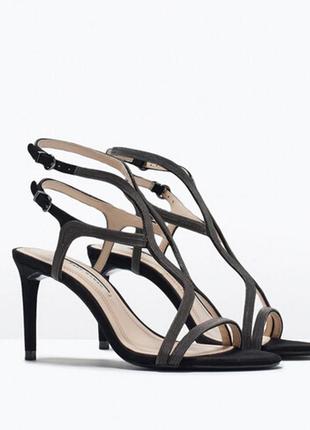 Безумно крутые босоножки zara, черного цвета