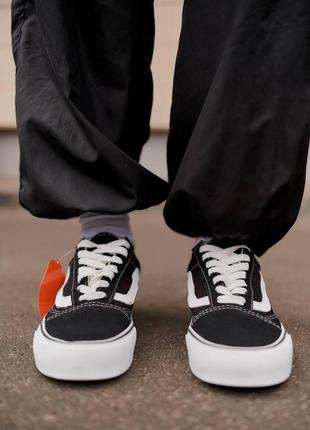 Vans old skool black white