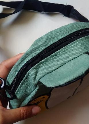 Прикольна містка міні сумка кіт гарфілд овальна, кругла сумочка кроссбоди8 фото