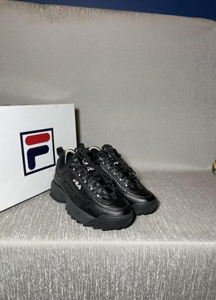 Жіночі шкіряні оригінальні кросівки fila disruptor3 фото