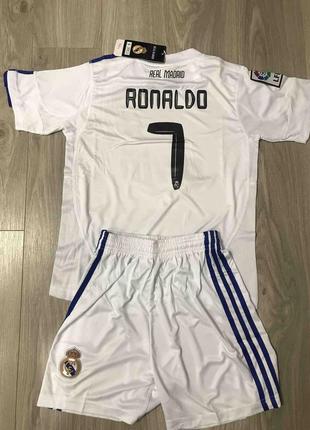 Футбольна форма роналдо1 фото