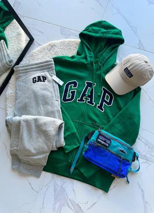 Костюм gap