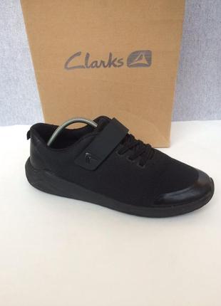 Clarks кросівки мокасини на ліпучці 37