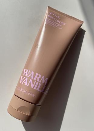 Warm vanilla від victoria's secret pink.