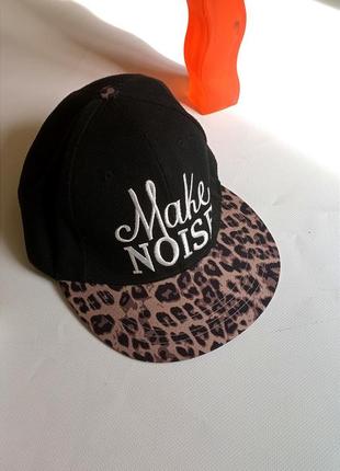 Крутезна жіноча кепка американка з лео принтом🐆