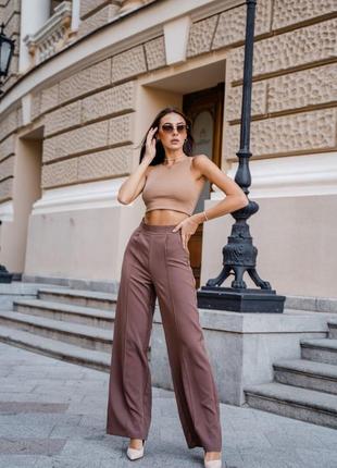 Широкие брюки-палаццо