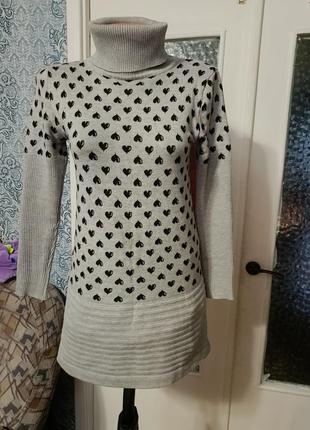 Плаття - туніка.