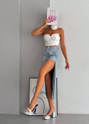 Стильна джинсова спідниця асиметричного крою. модель довжини міді з високою посадкою3 фото