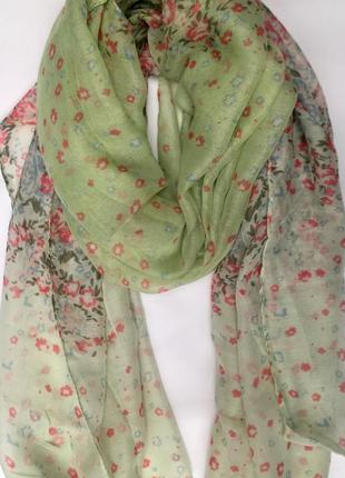 Шарф весняний зелений