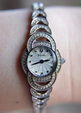 Часы женские с кристаллами svarovski bulova6 фото