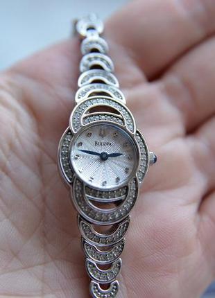 Часы женские с кристаллами svarovski bulova8 фото