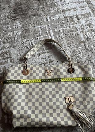 Жіноча сумка louis vuitton світла жіноча сумка шопер луіс вітон4 фото