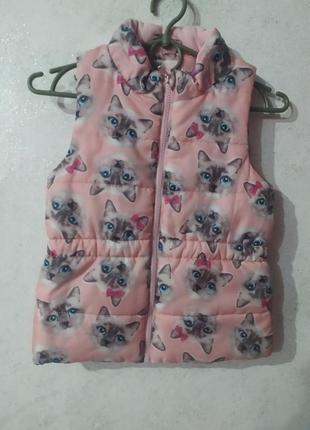 Безрукавка жилетка 6-7 років