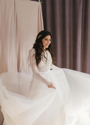 Весільна сукня мереживна а-силует з довгим рукавом5 фото