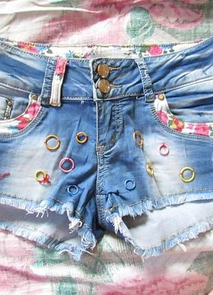 Шортыджынс троянди