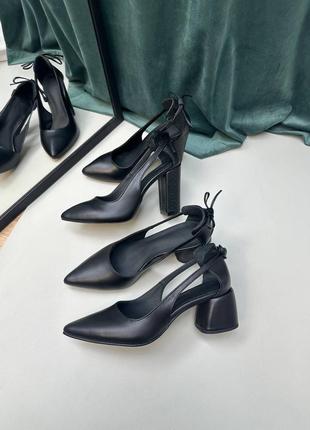 Шкіряні жіночі туфлі на підборах з натуральної шкіри10 фото