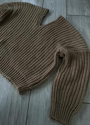 Оверсайз светр українського бренду