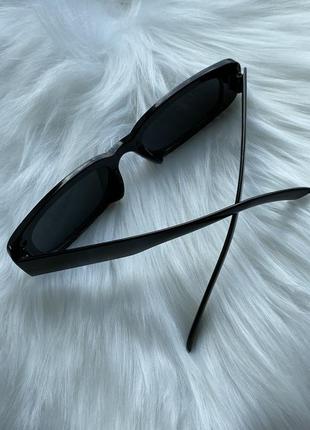 Новые солнцезащитные очки женские прямоугольные черные с маленьким браком10 фото