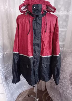 Стильна чоловіча куртка- вітровка фірми sportswear  48-50 розмір.