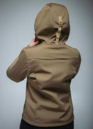 Жіноча куртка softshell (койот)8 фото