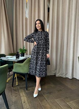 Сукня жіноча