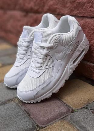 Спортивные легкие женские кроссовки nike air max 90 / найк аир макс / обувь демисезонная спортивная для спорта, йоги, бега тренажерного зала белые