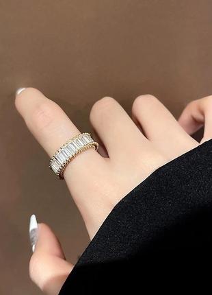 Массивное кольцо с камнями2 фото