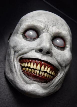 Страшна маска на хеллоуїн. моторошна маска. усміхнена маска 22x18см1 фото