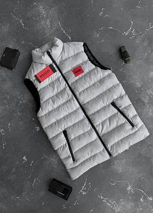 Чоловіча жилетка hugo boss якісна зручна весняна, жилетка чоловіча в багатьох кольорах...