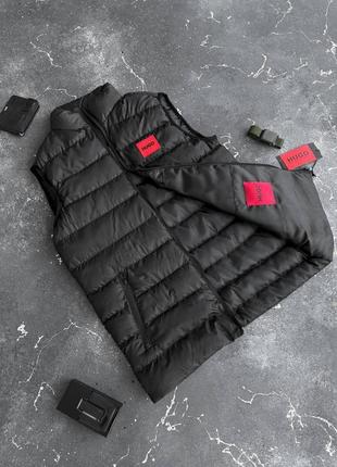 Чоловіча жилетка hugo boss якісна зручна весняна, жилетка чоловіча в багатьох кольорах...
