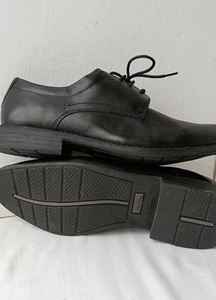 Оригинальные кожаные туфли