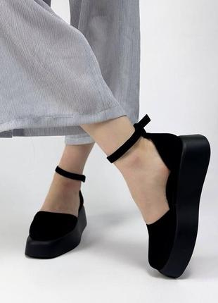 Слипоны туфли бежевые черные на платформе8 фото