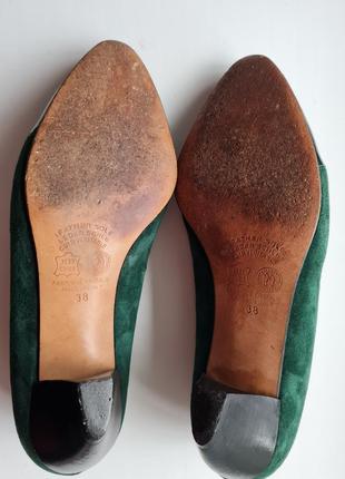 Винтажные замшевые туфли лодочки зелёные бутылочного цвета8 фото