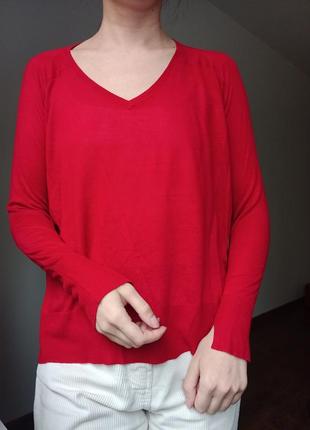 Легесенька яскрава кофта