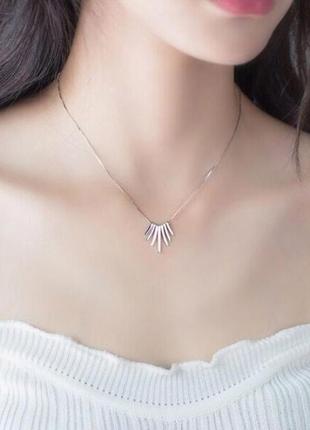 Нежная цепочка с подвесками