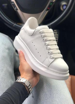 Alexander mcqueen white pearl  🆕 женские кроссовки маквин 🆕 белые2 фото