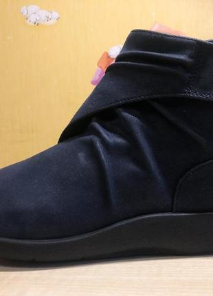 Черевики (ботильйони) жіночі clarks р.38