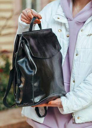 Рюкзак-сумка женский черного цвета из натуральной кожи tiding bag - 240344 фото