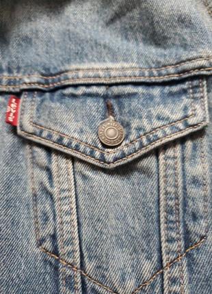 Джинсова куртка levi's/ джинсовая куртка levi's6 фото