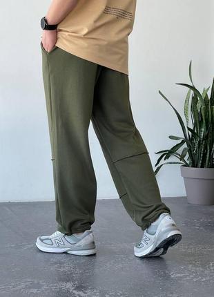 Чоловічі широкі спортивні штани мом на весну/осінь на утяжках хакі6 фото